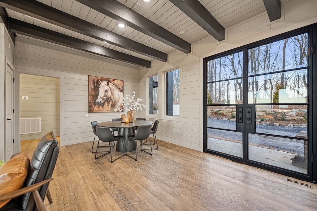 413002 Morganton Residential