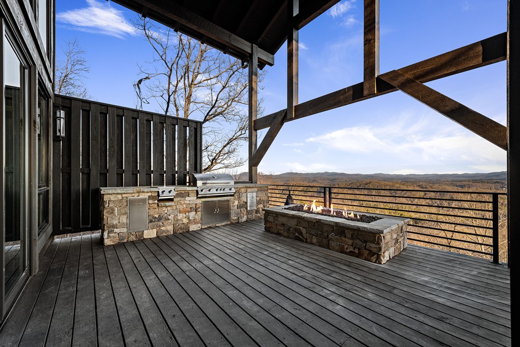 413002 Morganton Residential