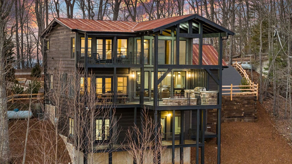413002 Morganton Residential