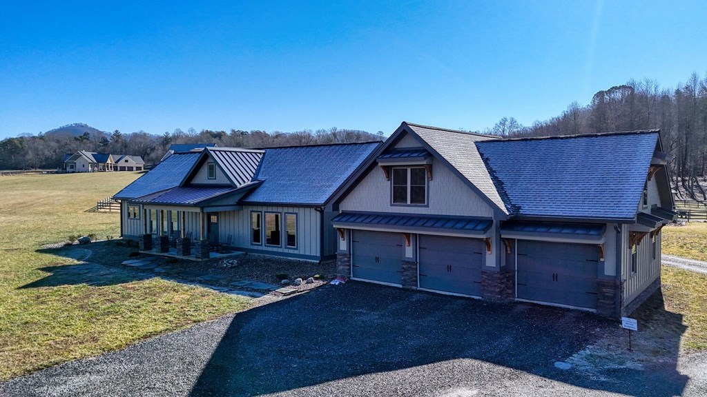 413015 Hayesville Residential