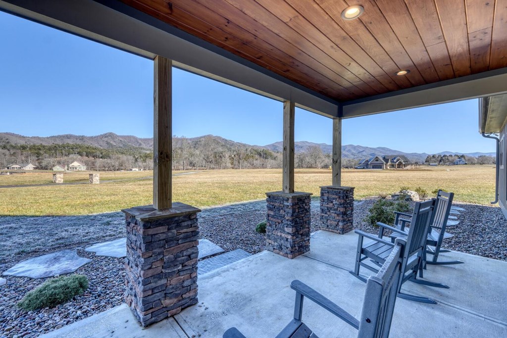 413015 Hayesville Residential