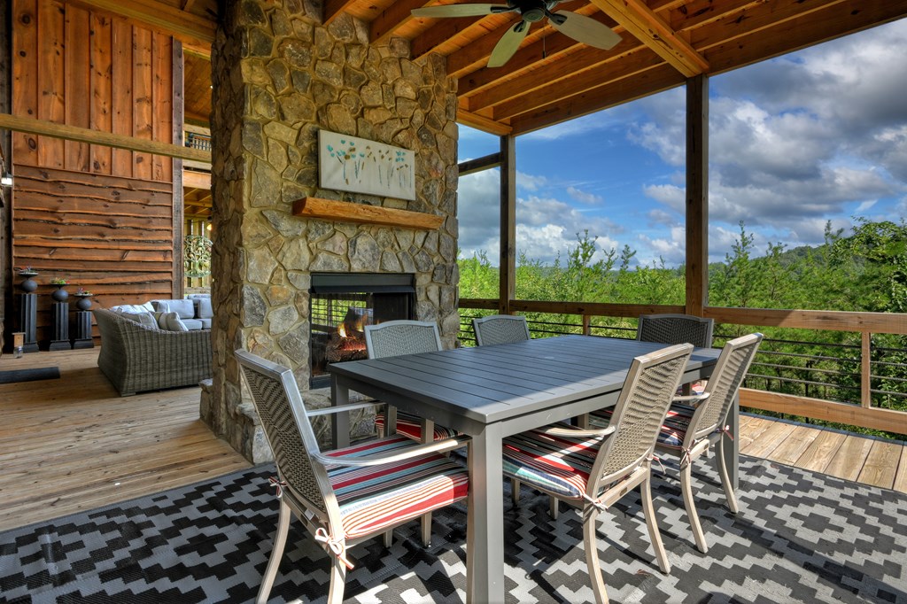 413094 Blue Ridge Residential