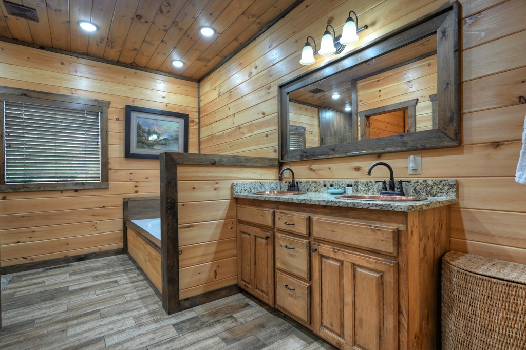 413094 Blue Ridge Residential