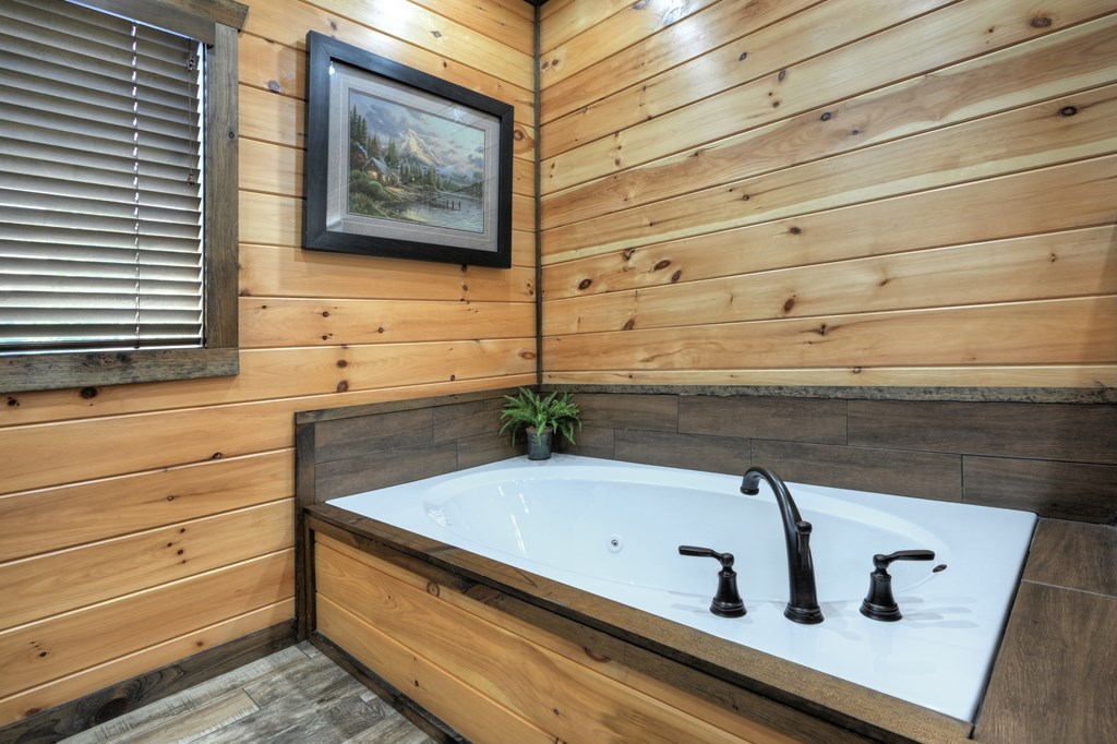 413094 Blue Ridge Residential