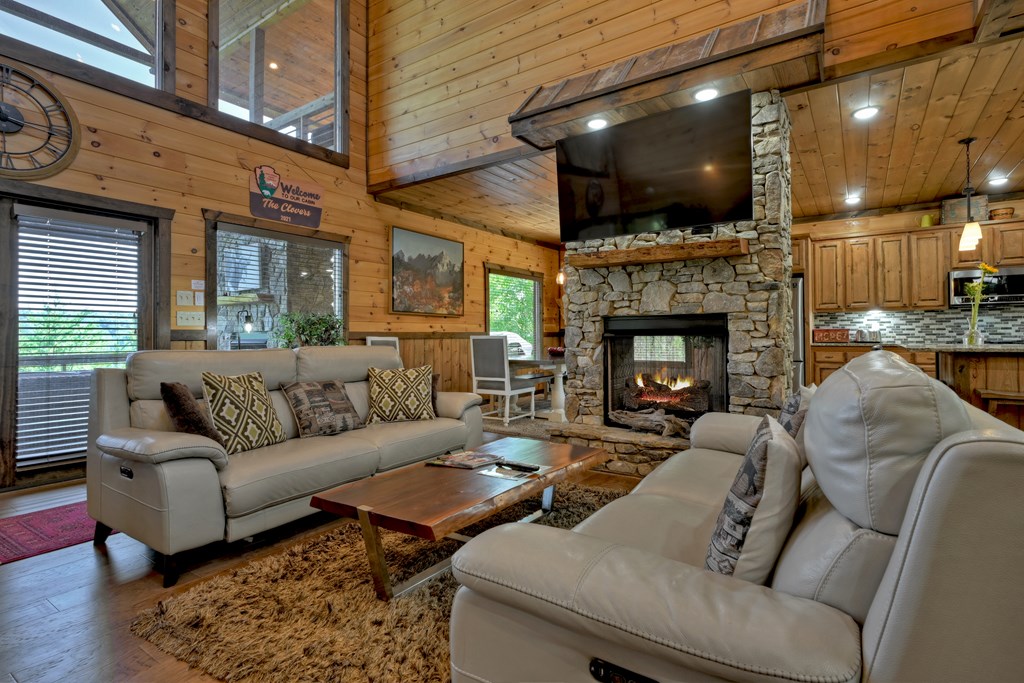 413094 Blue Ridge Residential