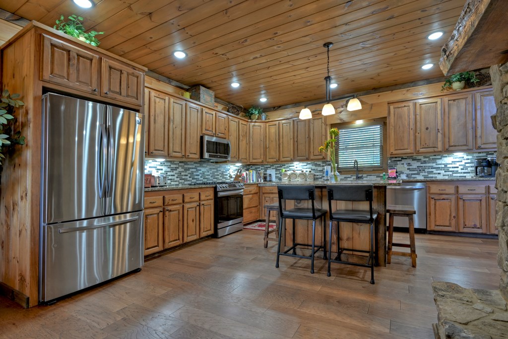 413094 Blue Ridge Residential