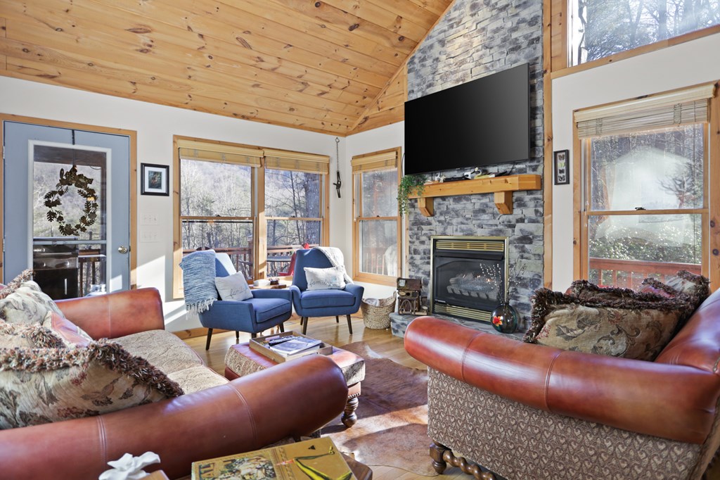 413112 Blue Ridge Residential
