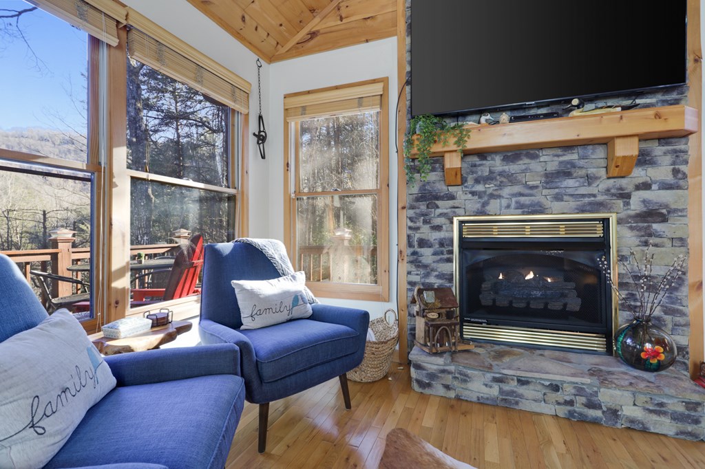 413112 Blue Ridge Residential