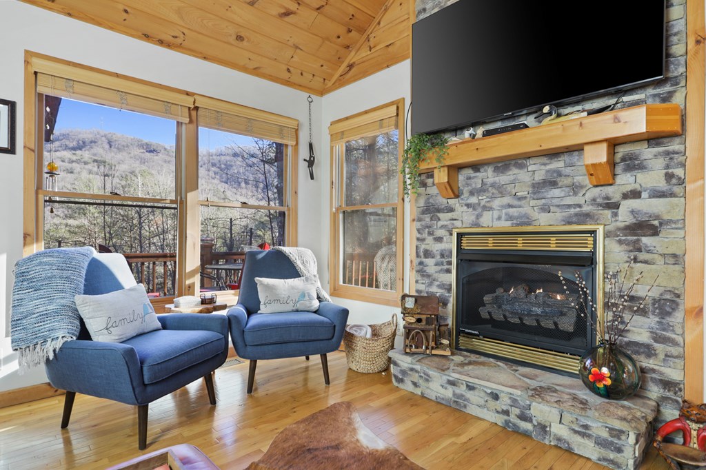 413112 Blue Ridge Residential