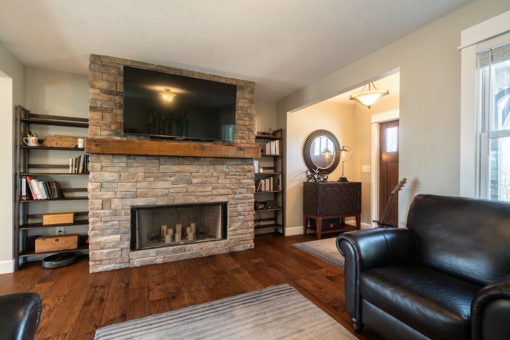 413141 Blue Ridge Residential