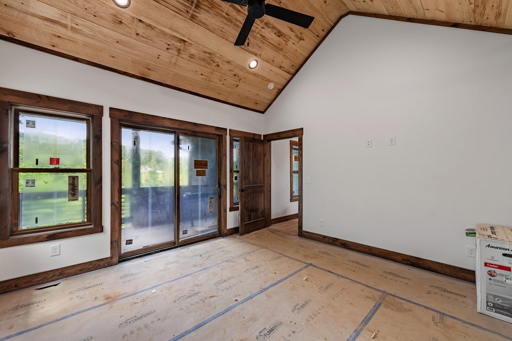 413152 Blue Ridge Residential