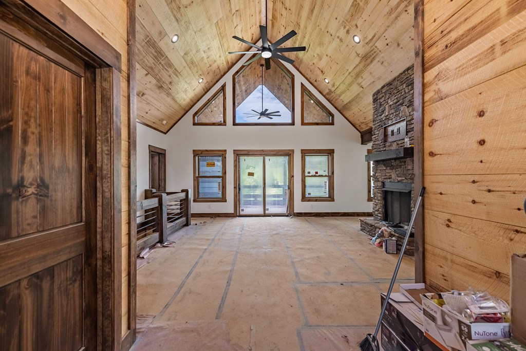 413152 Blue Ridge Residential