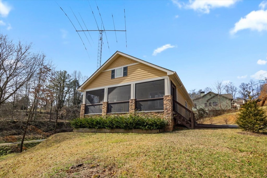413161 Blue Ridge Residential