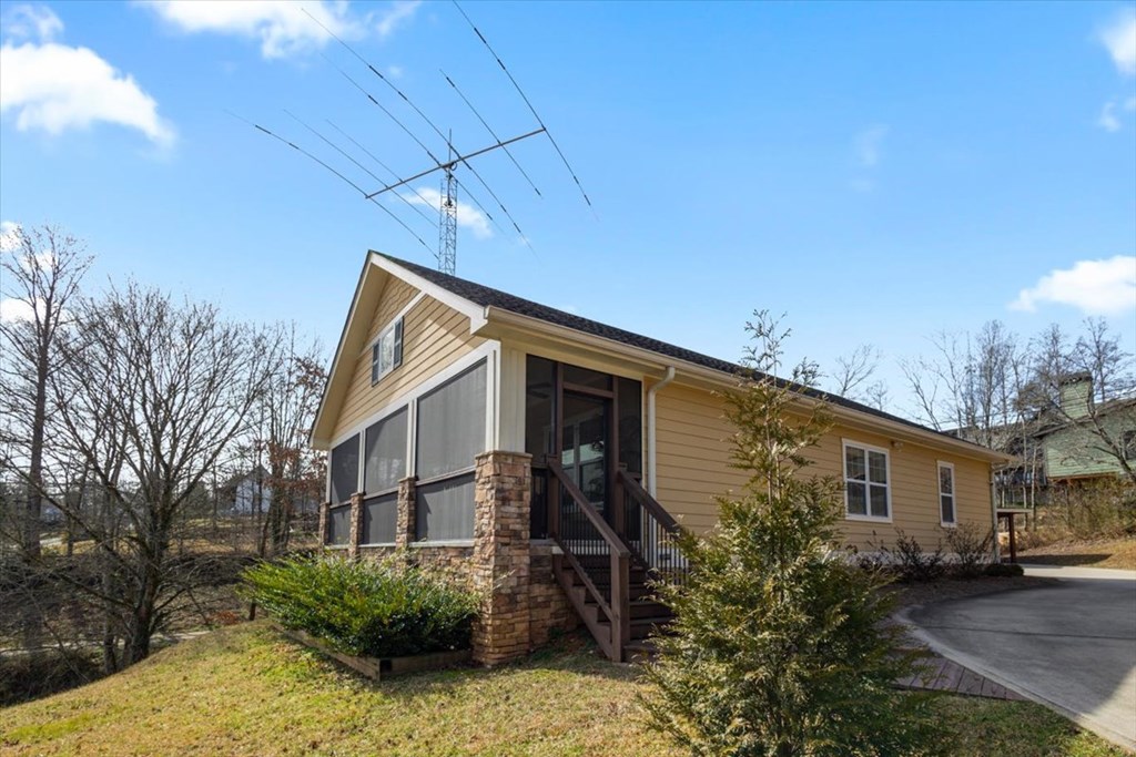413161 Blue Ridge Residential
