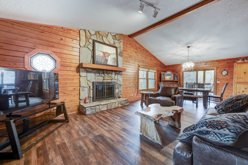 413162 Blue Ridge Residential