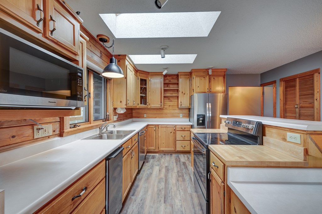 413162 Blue Ridge Residential