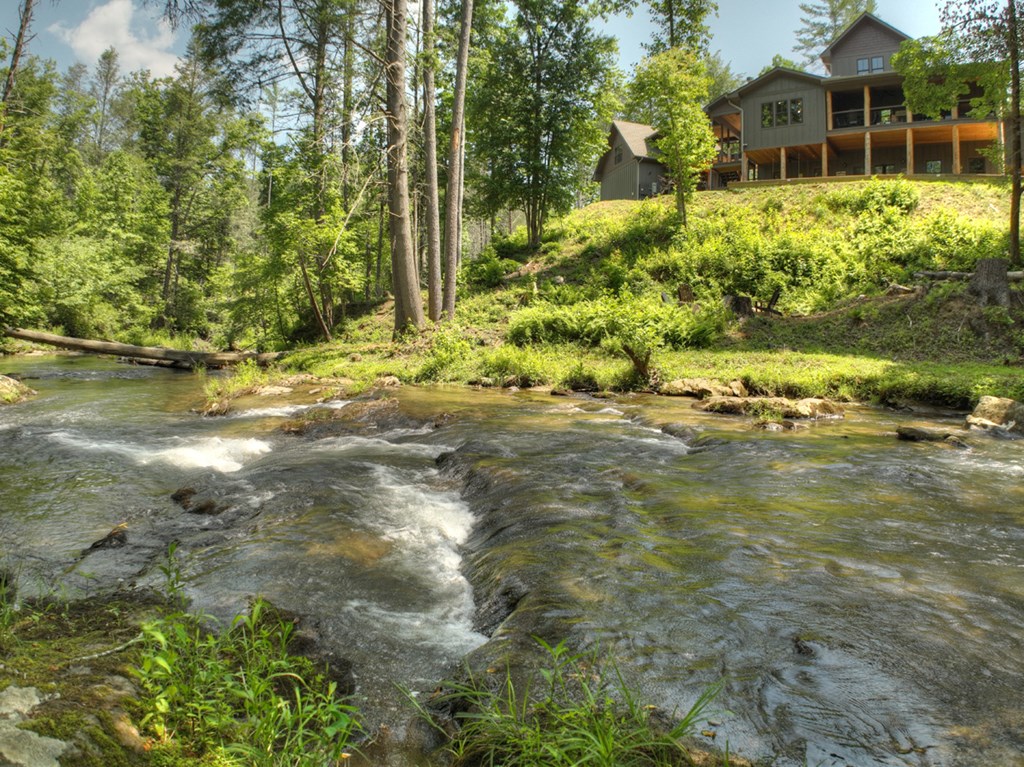 413209 Blue Ridge Residential