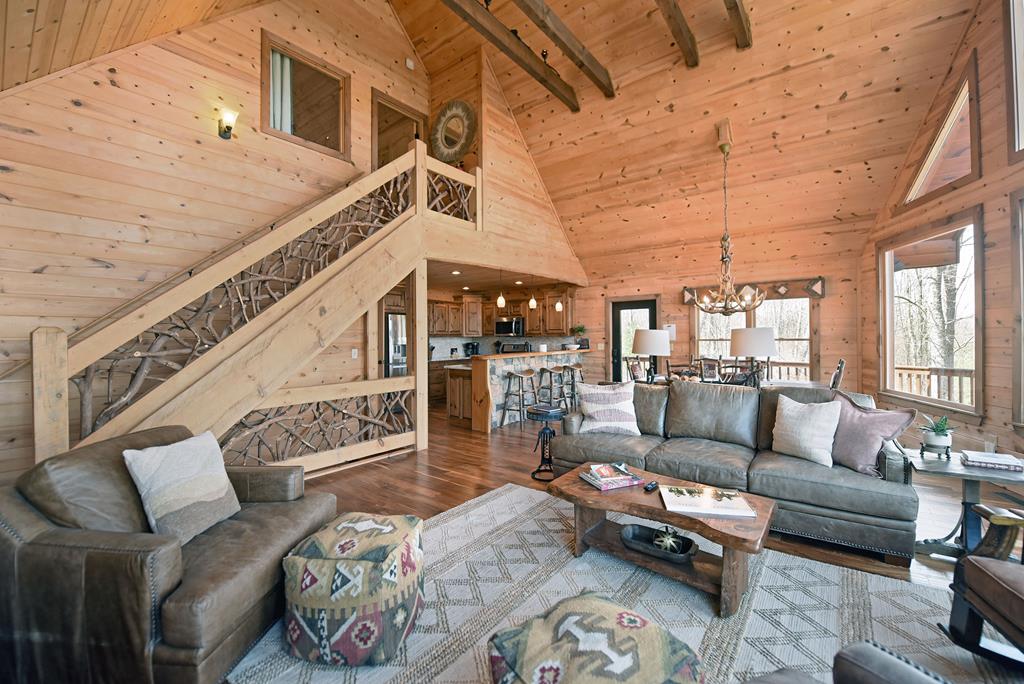 413260 Blue Ridge Residential