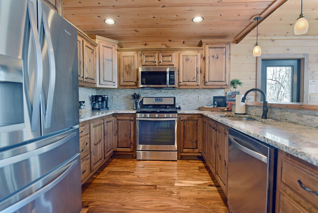 413260 Blue Ridge Residential