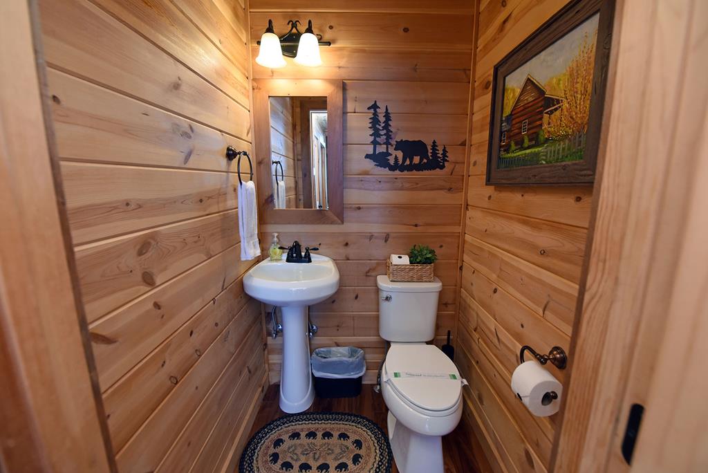 413260 Blue Ridge Residential