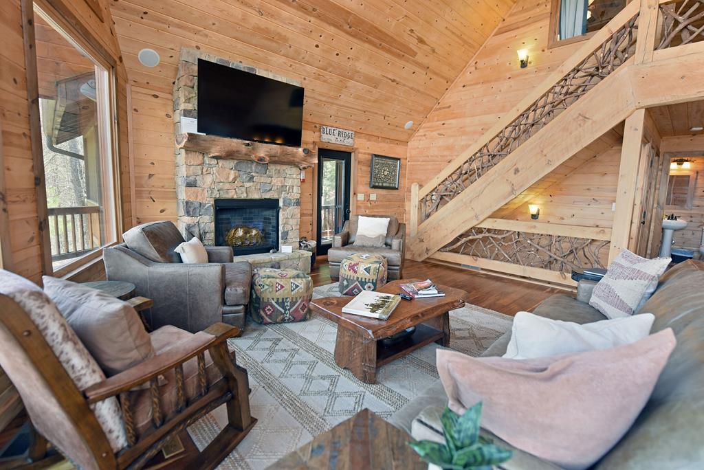 413260 Blue Ridge Residential