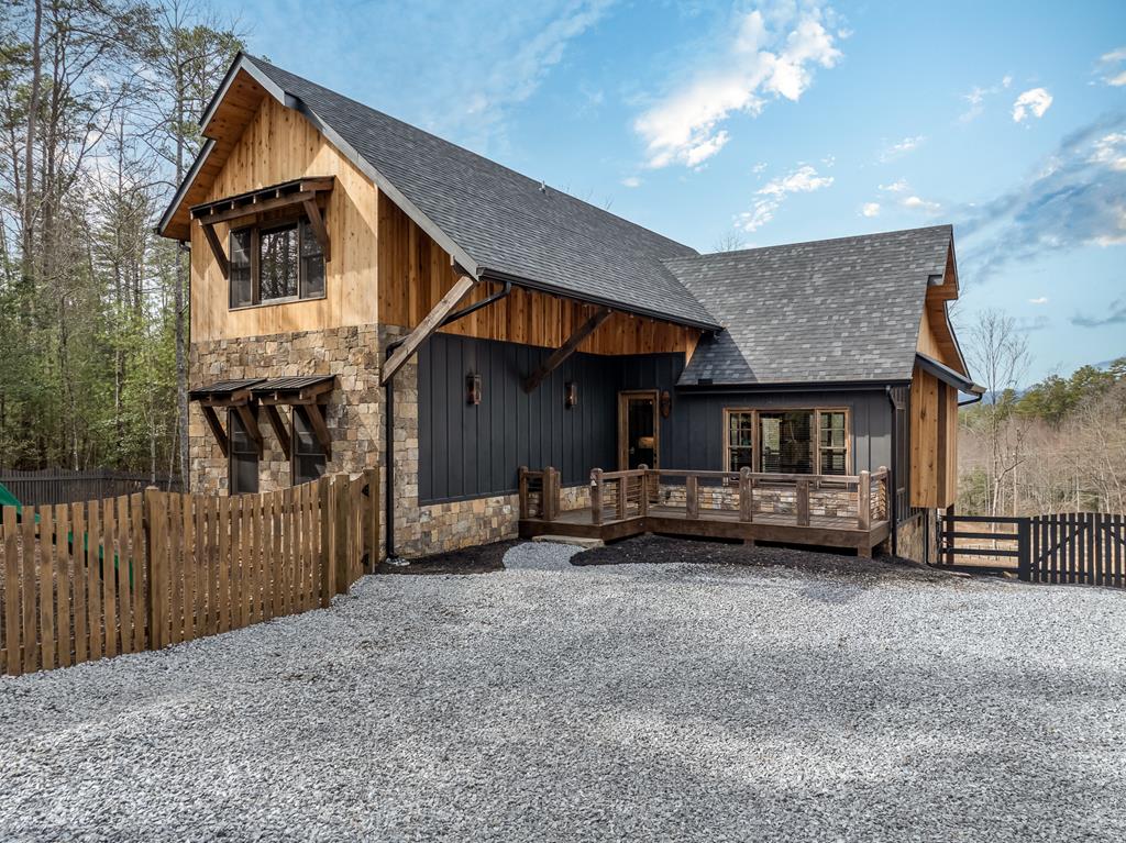 413345 Blue Ridge 