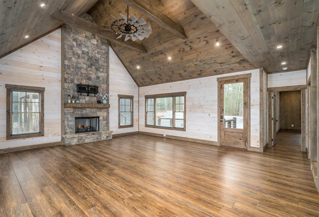 413345 Blue Ridge Residential