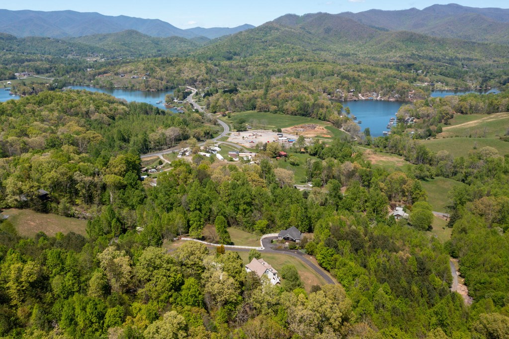 413408 Hayesville Residential