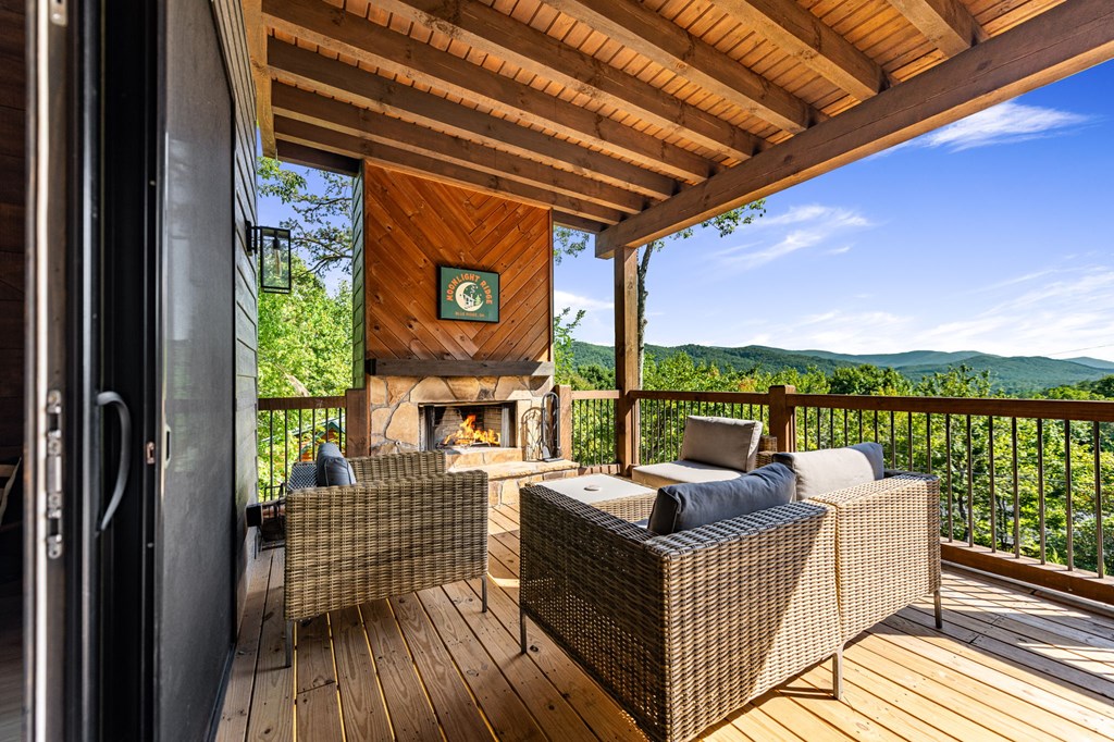 413462 Blue Ridge Residential