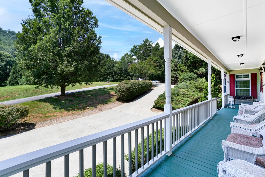 413547 Hayesville Residential