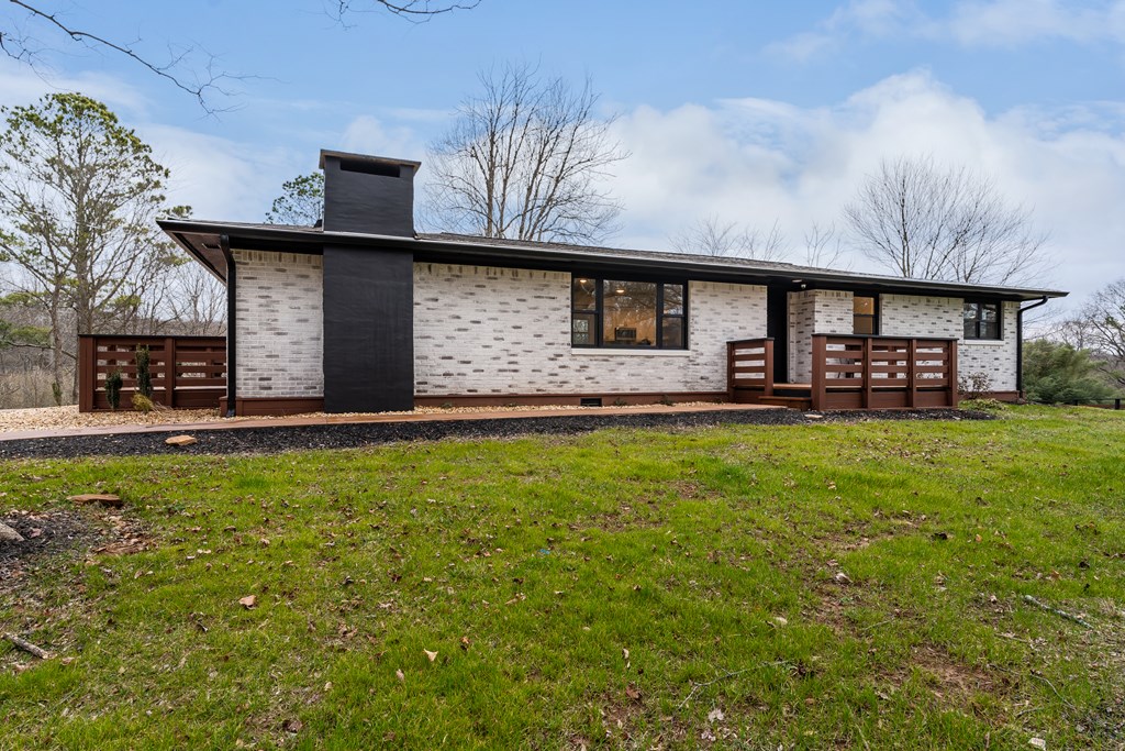 413565 Fairmont Residential
