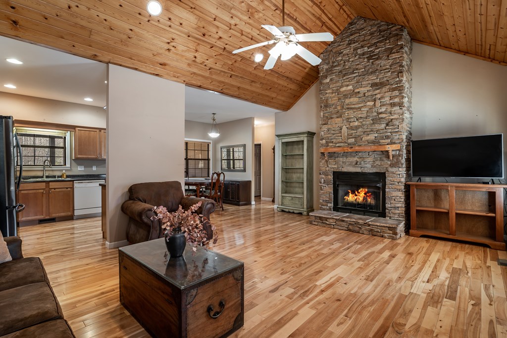 413596 Blairsville Residential