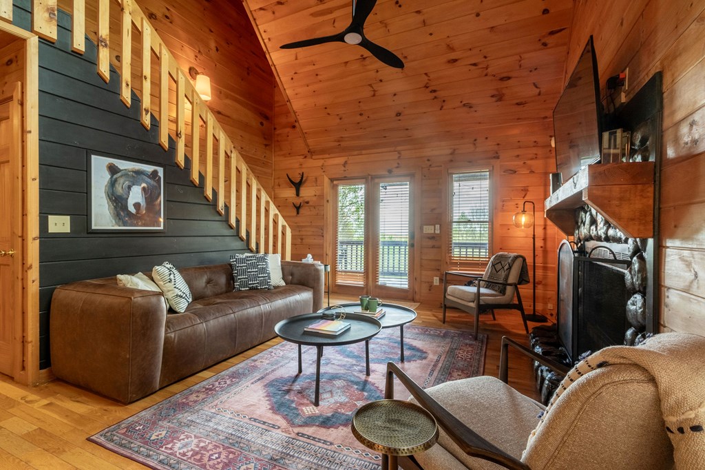 413653 Blue Ridge Residential
