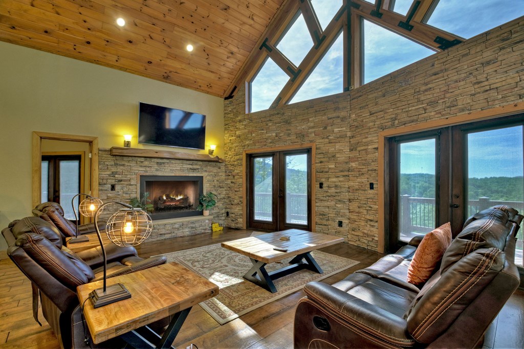 413670 Murphy Residential