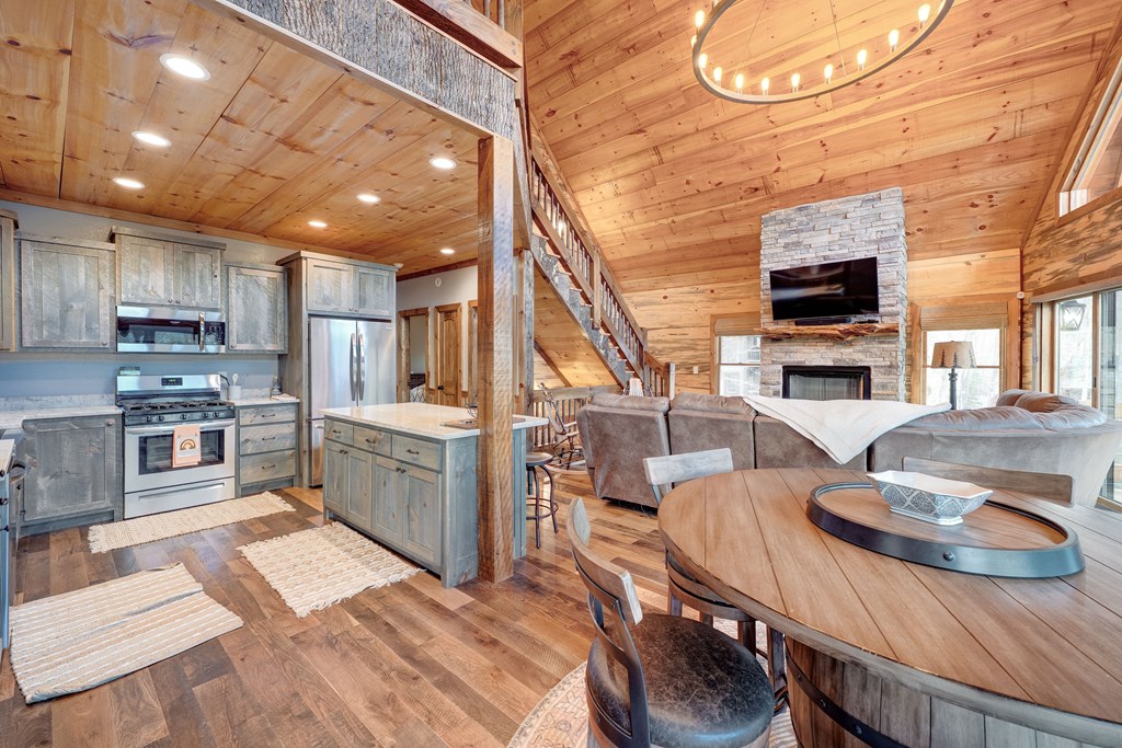 413768 Blue Ridge Residential