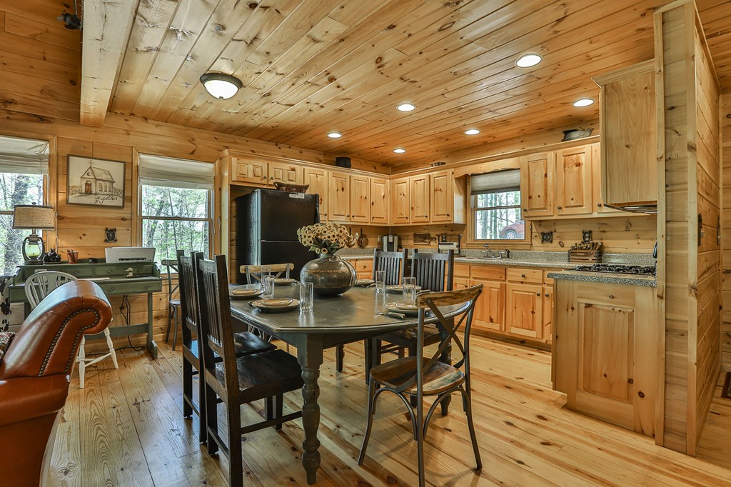 413810 Ellijay Residential