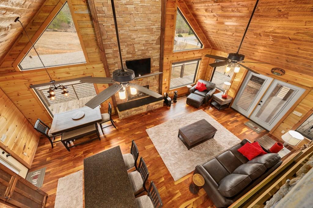 413835 Morganton Residential