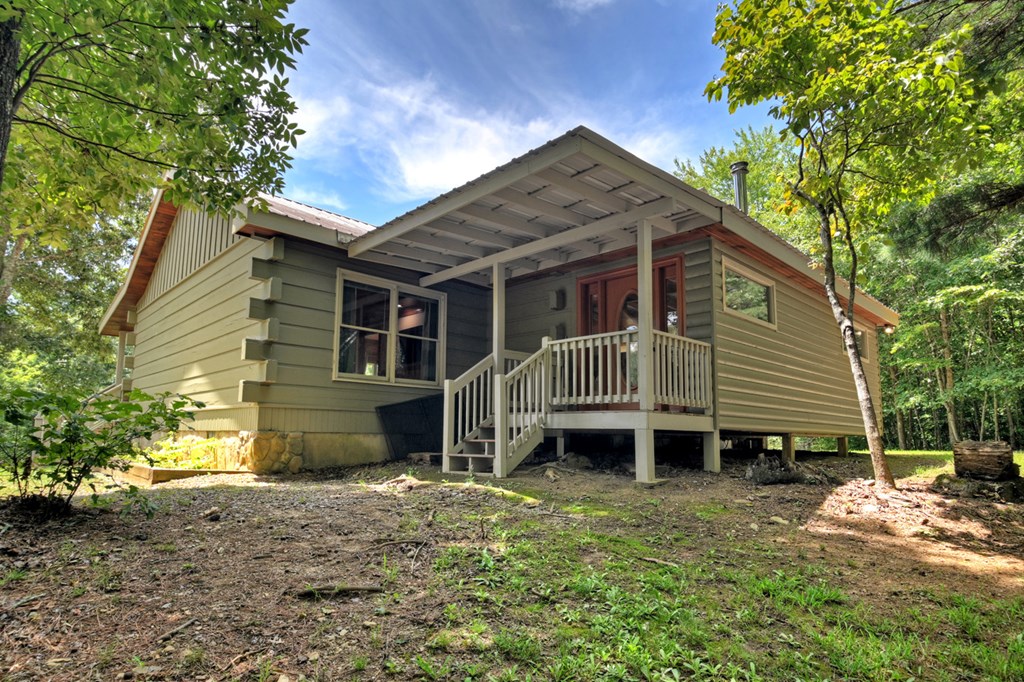 413848 Mineral Bluff Residential