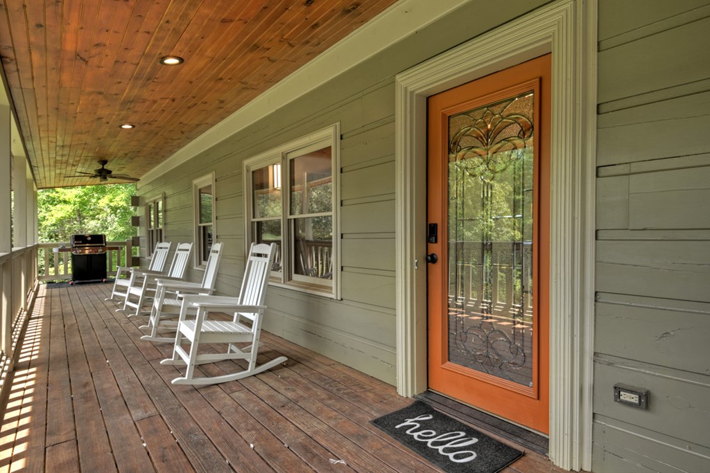 413848 Mineral Bluff Residential