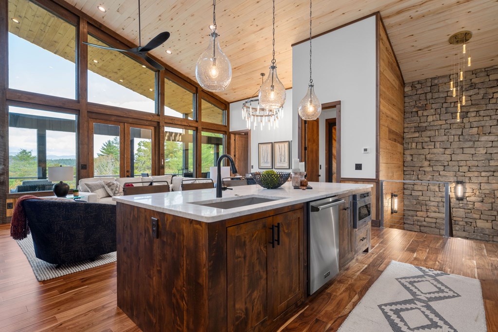 413860 Ellijay Residential