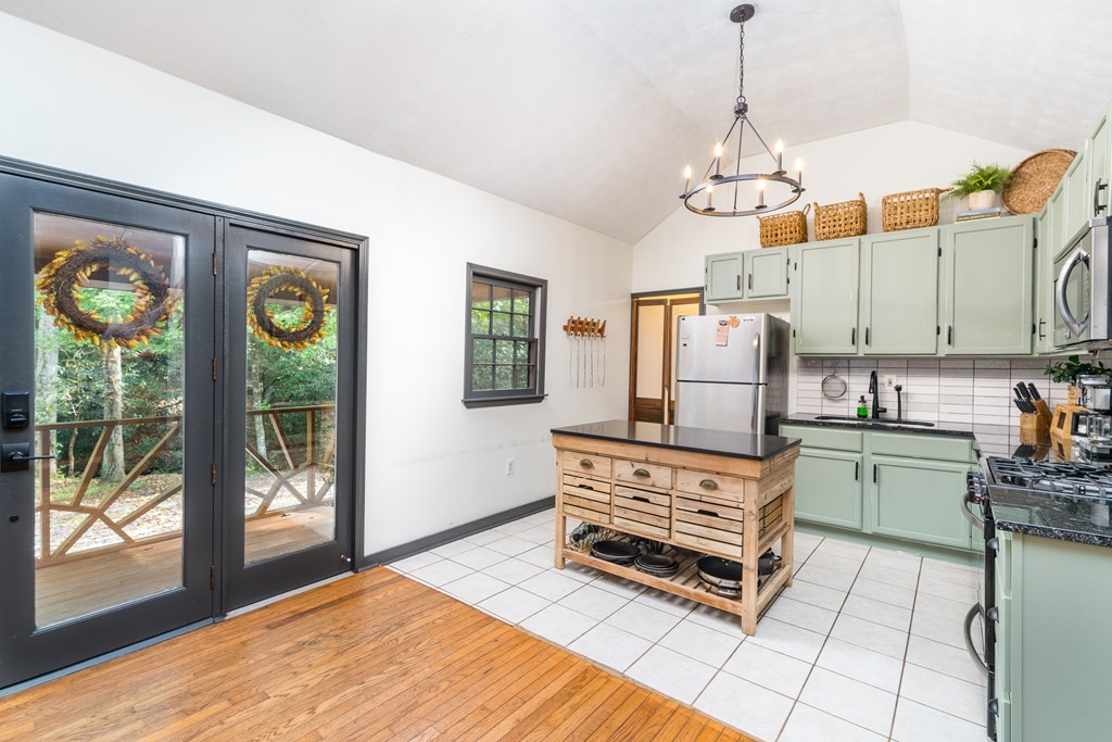 413946 Ellijay Residential