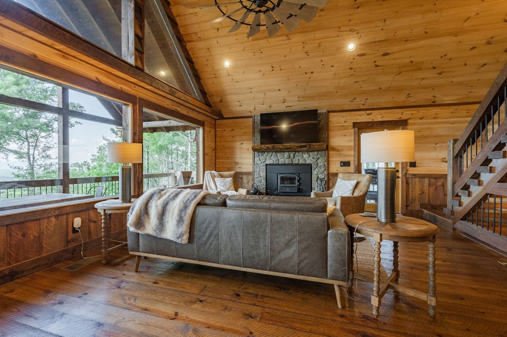 414074 Blue Ridge Residential