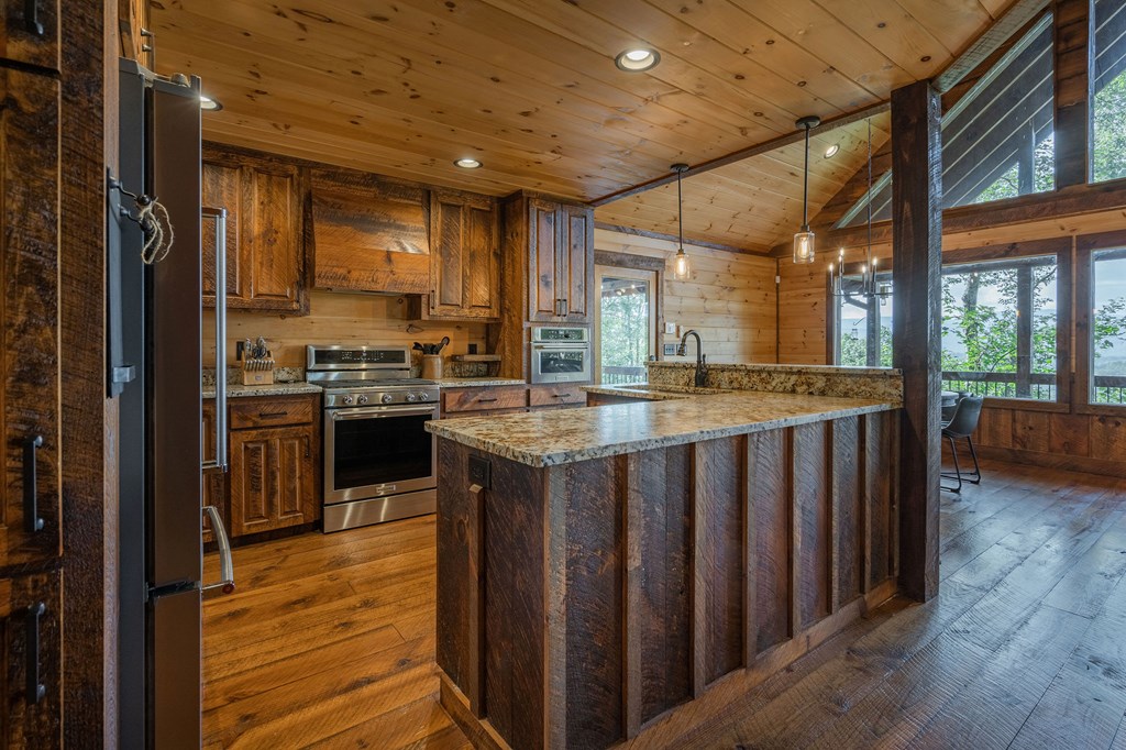 414074 Blue Ridge Residential
