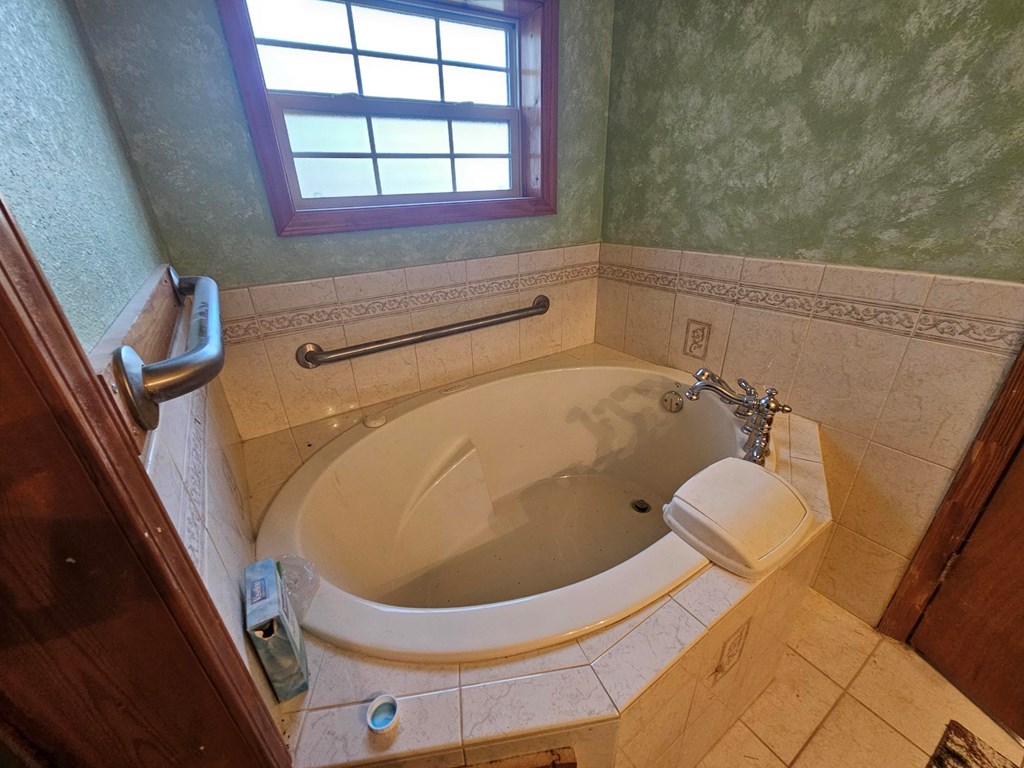 414126 Murphy Residential