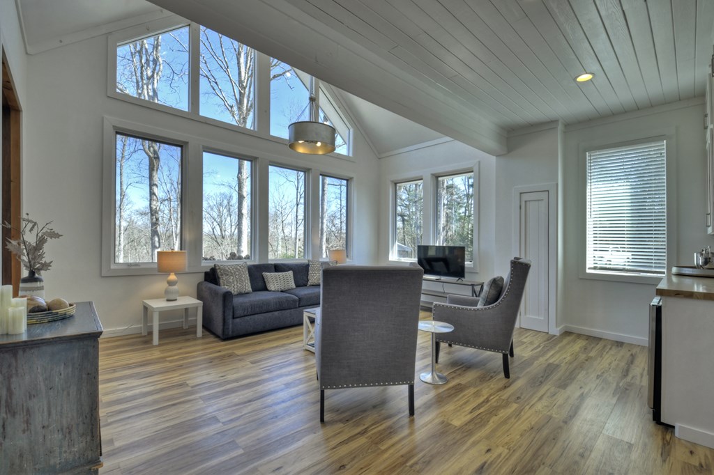 414293 Blue Ridge Residential