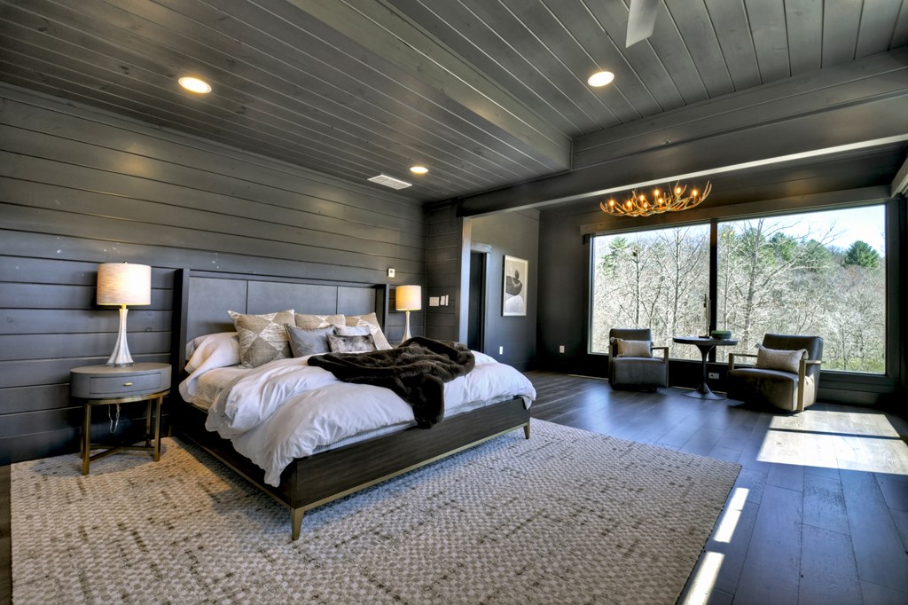 414359 Morganton Residential