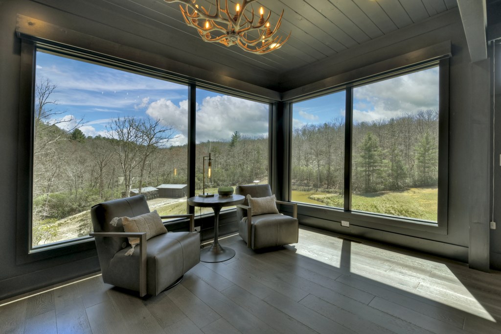 414359 Morganton Residential