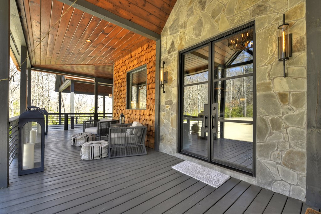 414359 Morganton Residential