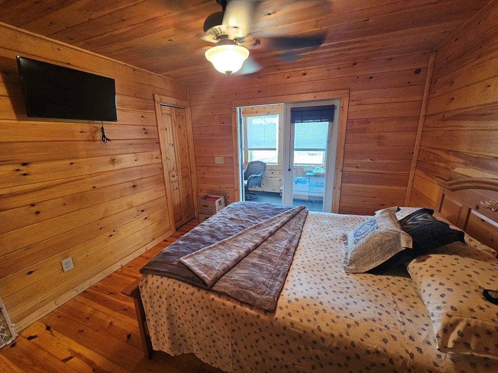 414366 Murphy Residential