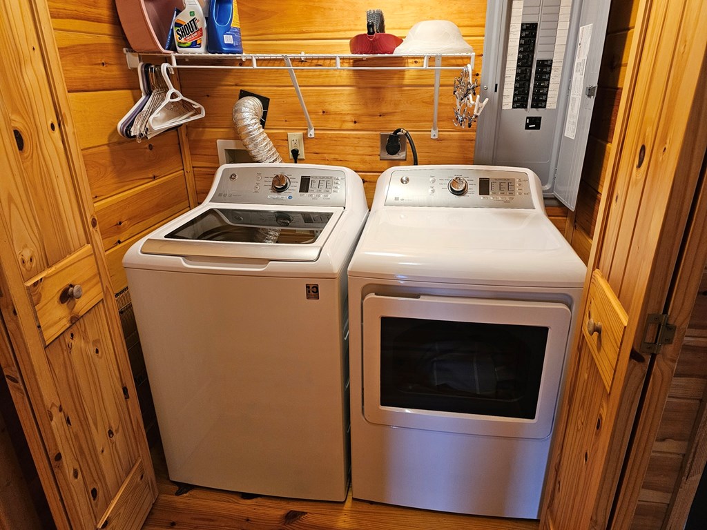 414366 Murphy Residential